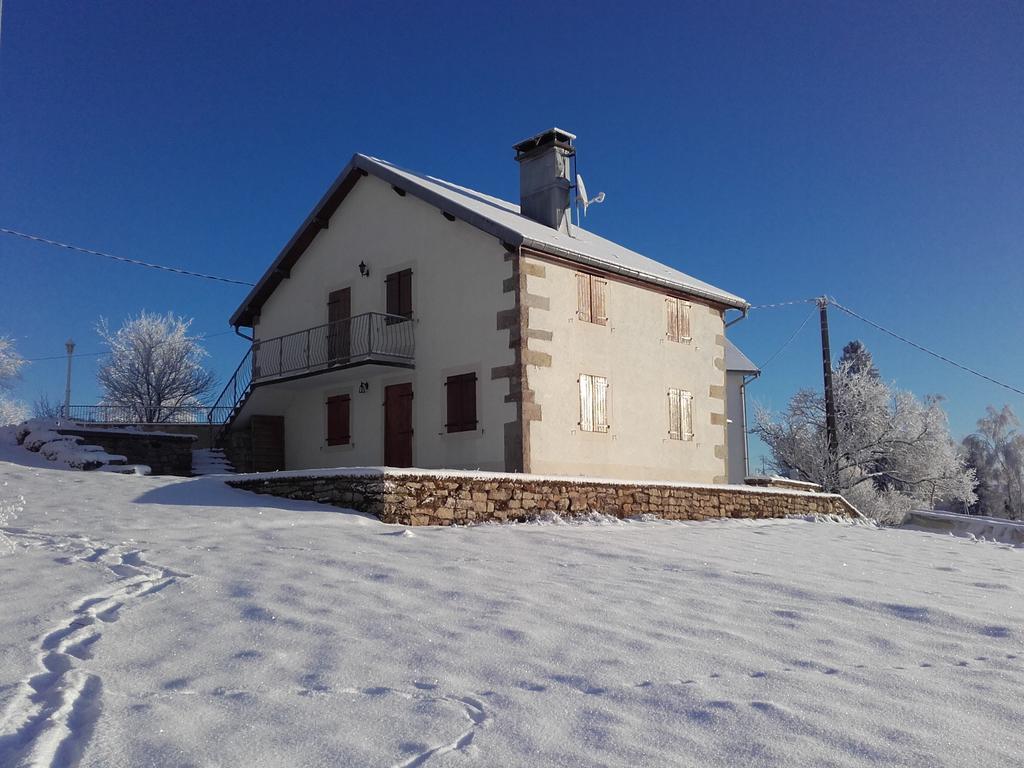 Gite Les Hirondelles Пломбьер-ле-Бен Экстерьер фото